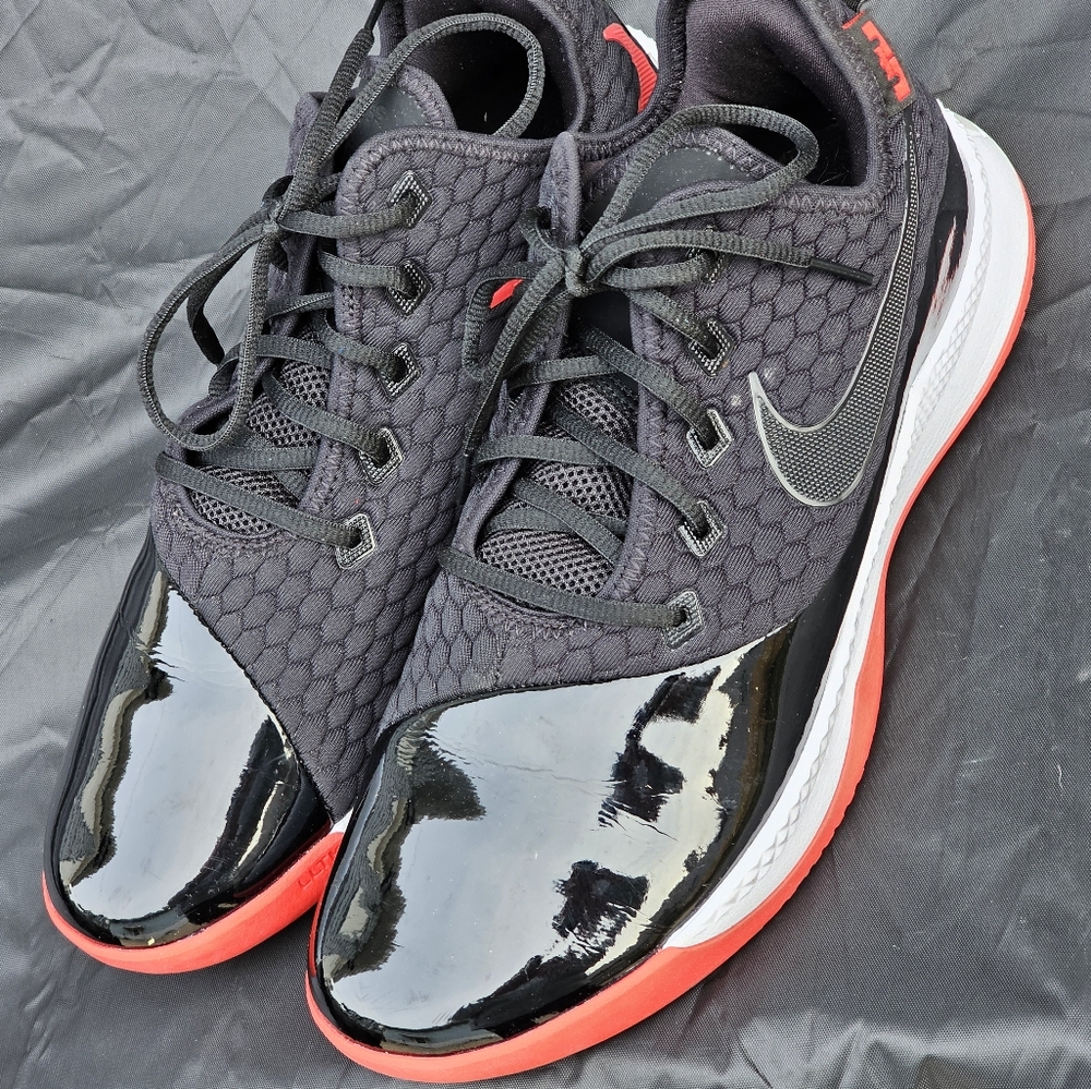 Nike Lebron Witness III PRM Black Red White Bred Shoes BQ9819-001 Men’s Size 11